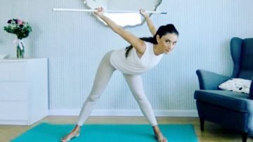 Shoulders Release Mat Class with Cloè Live Replay