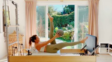 30 MIN Cardio, Core & Leg Pick Up, Jumpboard Reformer Class