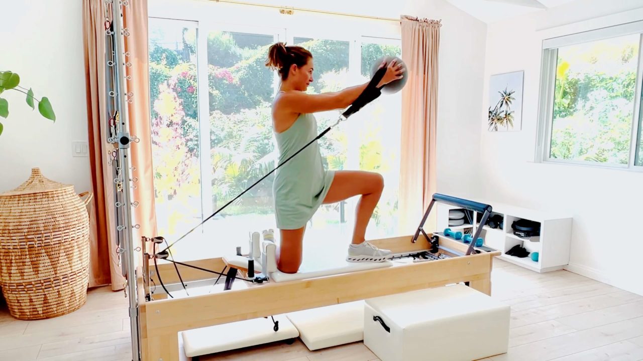 Studio Class of the Week: Upper Body & Core, All Over Workup!